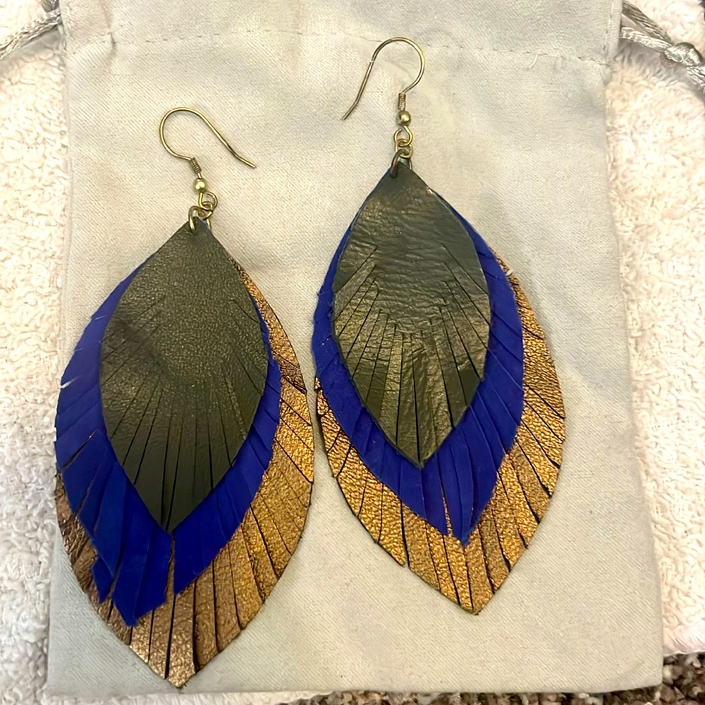 Leather earrings